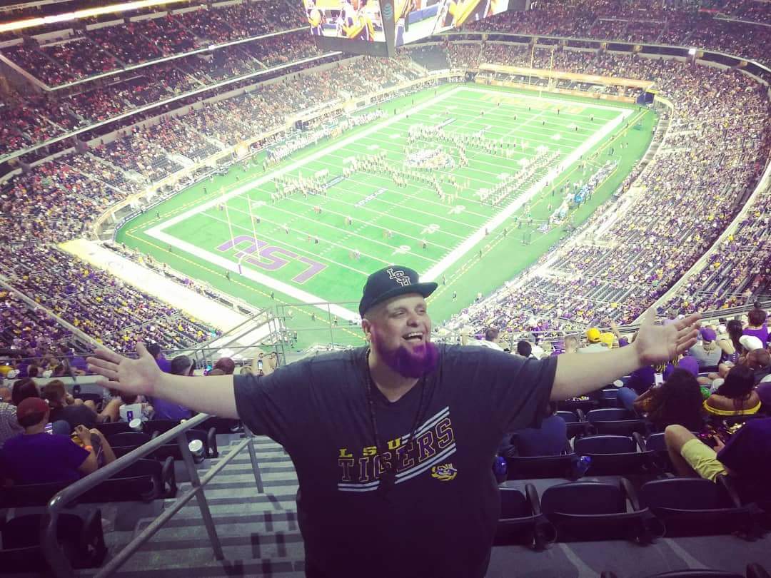 JazzOne's tweet photo. How happy am I about last night's win against Miami? This happy. #MIAvsLSU #GeauxTigers #ForeverLSU #LSUvsMIA https://t.co/96xFX0AuON