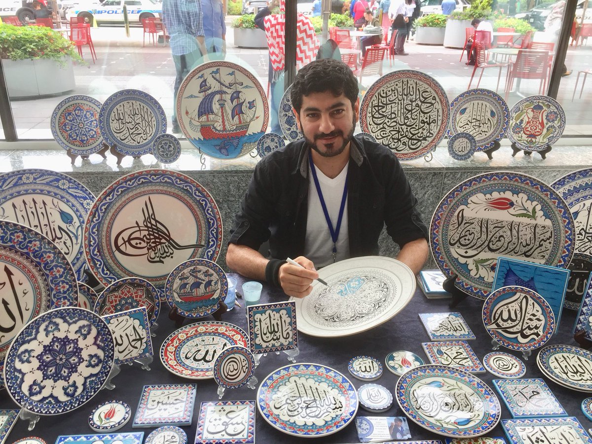 I had the opportunity to enjoy the sophisticated, truly exquisite hand made ceramic art of Morad Jasim, a Houston artist at #ISNA2018 #ISNA55 (meanwhile a handful of Trump lover protest “shariah law” outside)