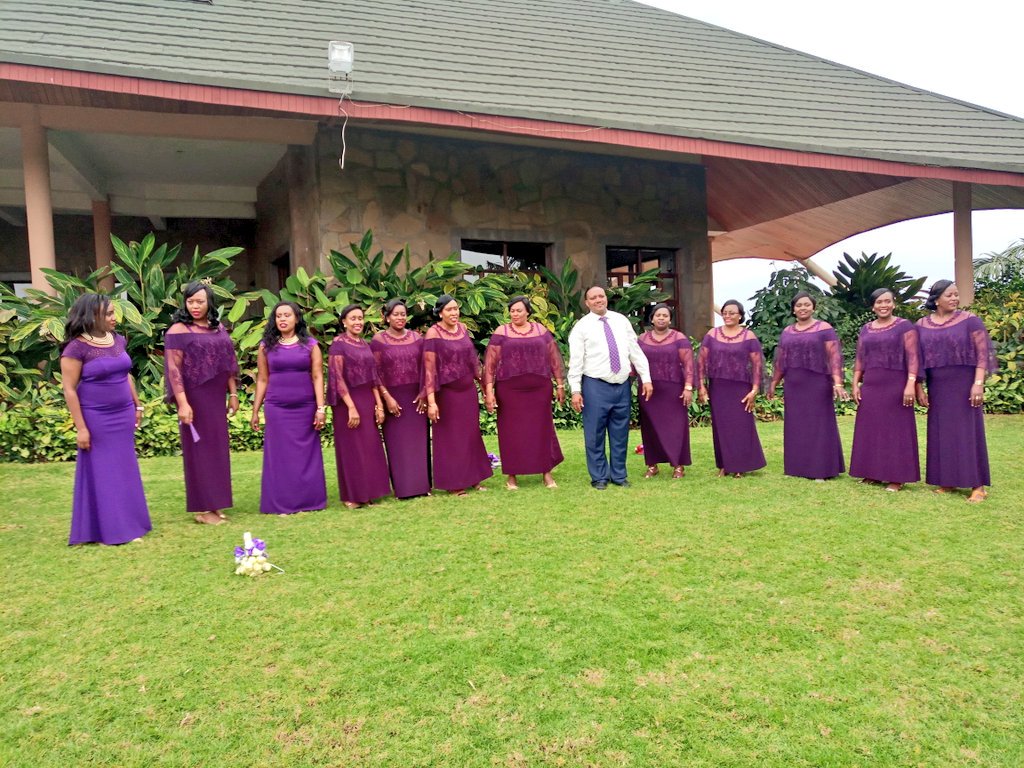 MediaEbenezer's tweet photo. Congratulations Mr Moses, it was a colourful wedding https://t.co/ooVIhyll44