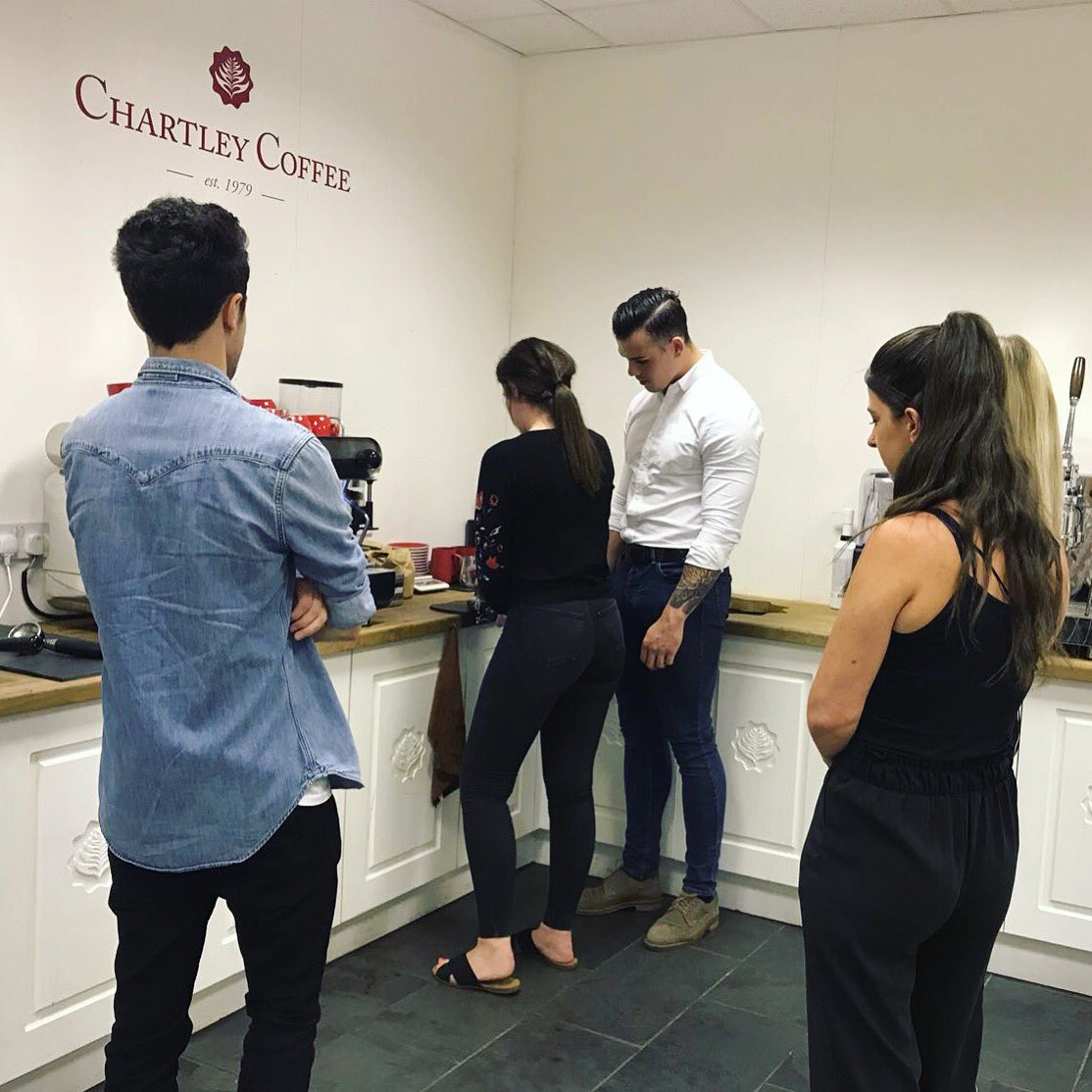themoathouse's tweet photo. Coffee training with Sam from Chartley Coffee this morning for our restaurant & bar teams ☕️ #WakeUpAndSmellTheCoffee #MoatHouseActonTrussell #Stafford #WDYT #Training #ChartleyCoffee #LocalIsBest #Coffee #Team #Learning https://t.co/a5lzBY5mC1