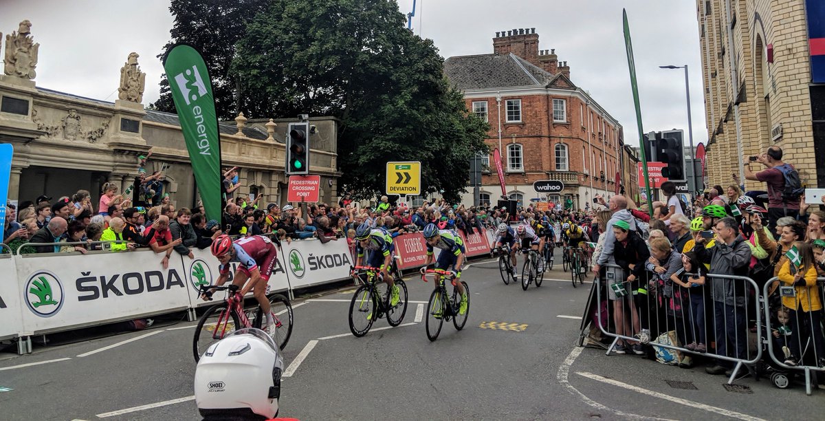 PetrocOfficial's tweet photo. Incredible support from the local community during the @TourofBritain. 🎉What a fantastic day! 😃 #OVOToB https://t.co/Q96wUFd5eR