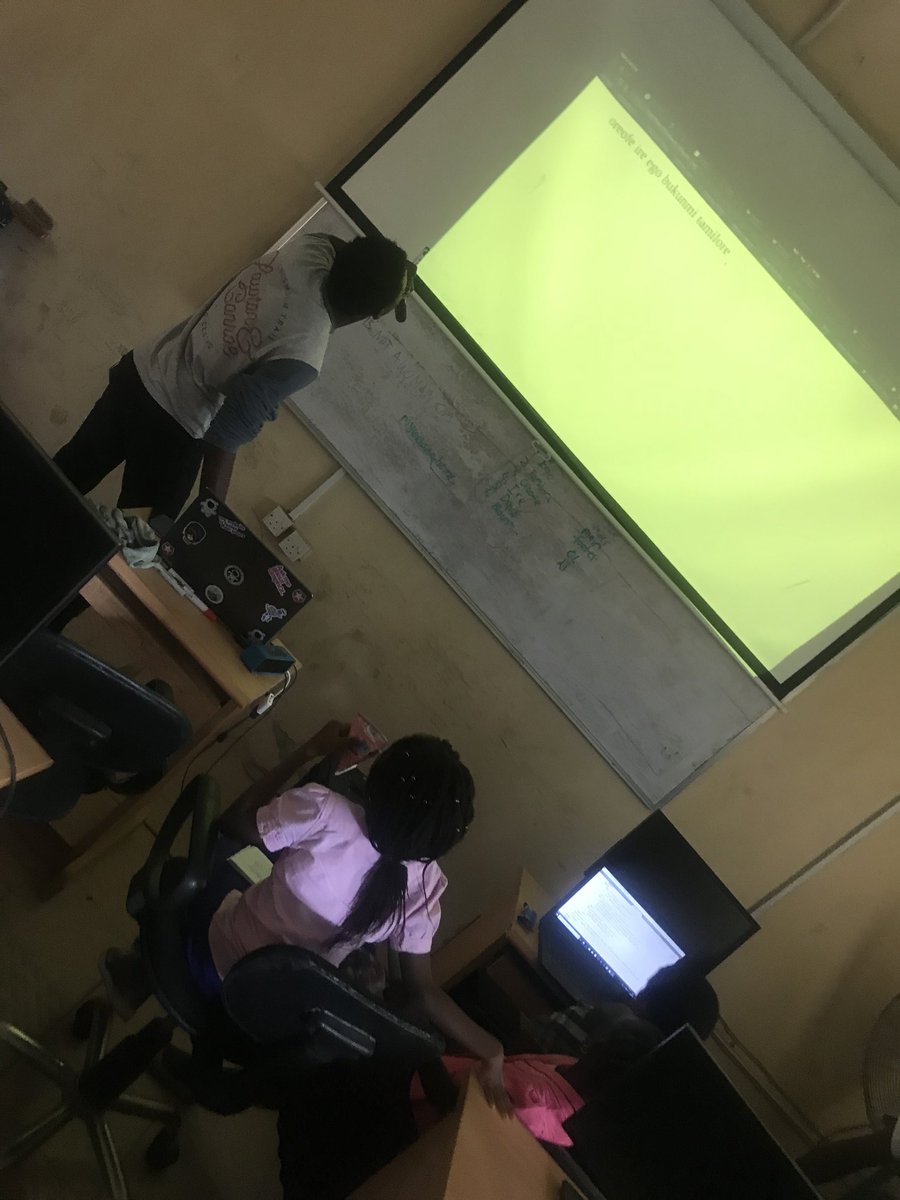 biodunch's tweet photo. We are halfway through already! 😱
It's the Day 5 ☺
@Toyurc introduced the kids to sectioning their web pages using #div with #css into - Header, Main & Footer.
@oluco_de brought the new kids upto date on what we have done so far.
#KnowITBootCamp https://t.co/7lTHrAJXxm