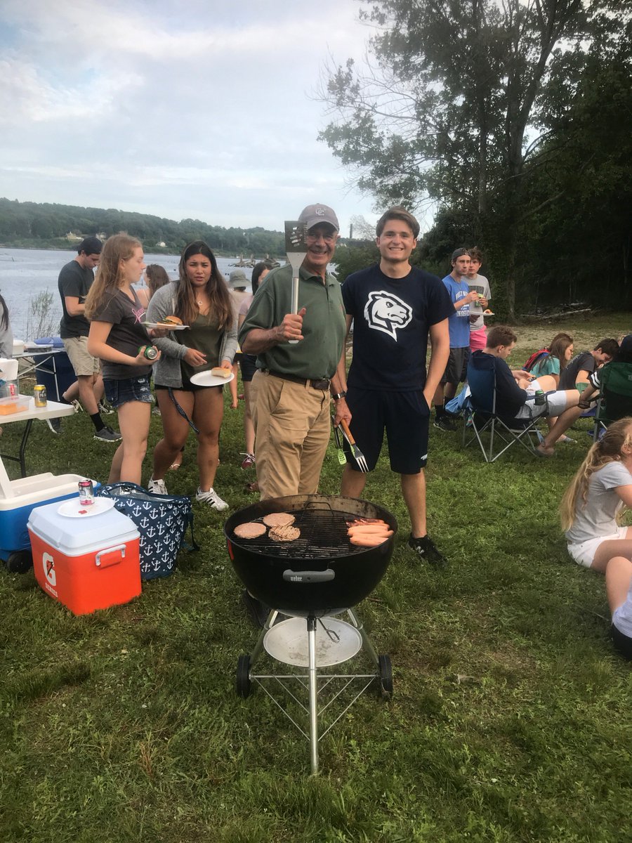 CoCoWoRow's tweet image. This past Friday night - we hosted the 3rd Annual BBQ at the Boathouse!  An awesome evening!