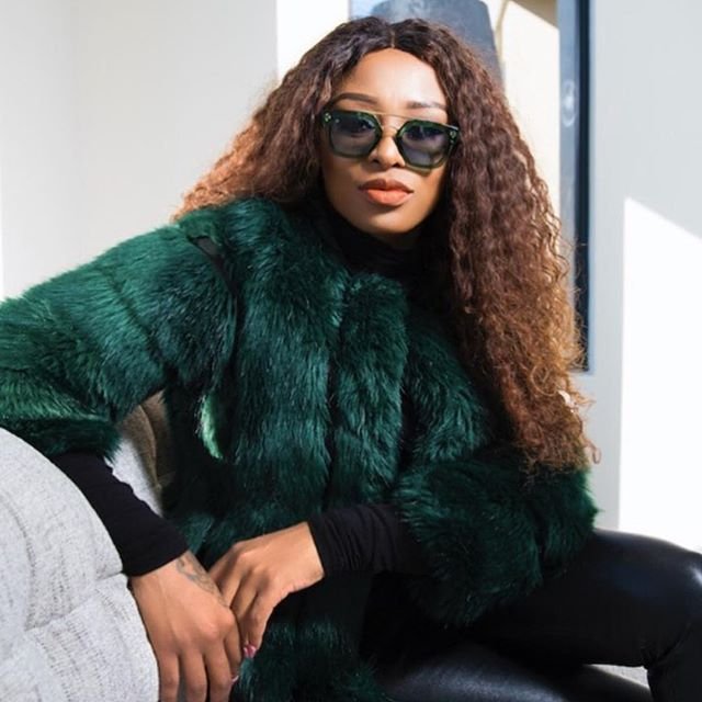 LisoSiguba's tweet photo. Bonangs Biggest Enemies!!!!

1)DJ Zinhle
2) Pearl Thusi
3)Minnie Dlamini
4)Lerato Kganyago

I don't know why they are being jealous of someone's success....Go find or Chase your own dreams Ladies 💋❤️ https://t.co/aSNXZkTlzB