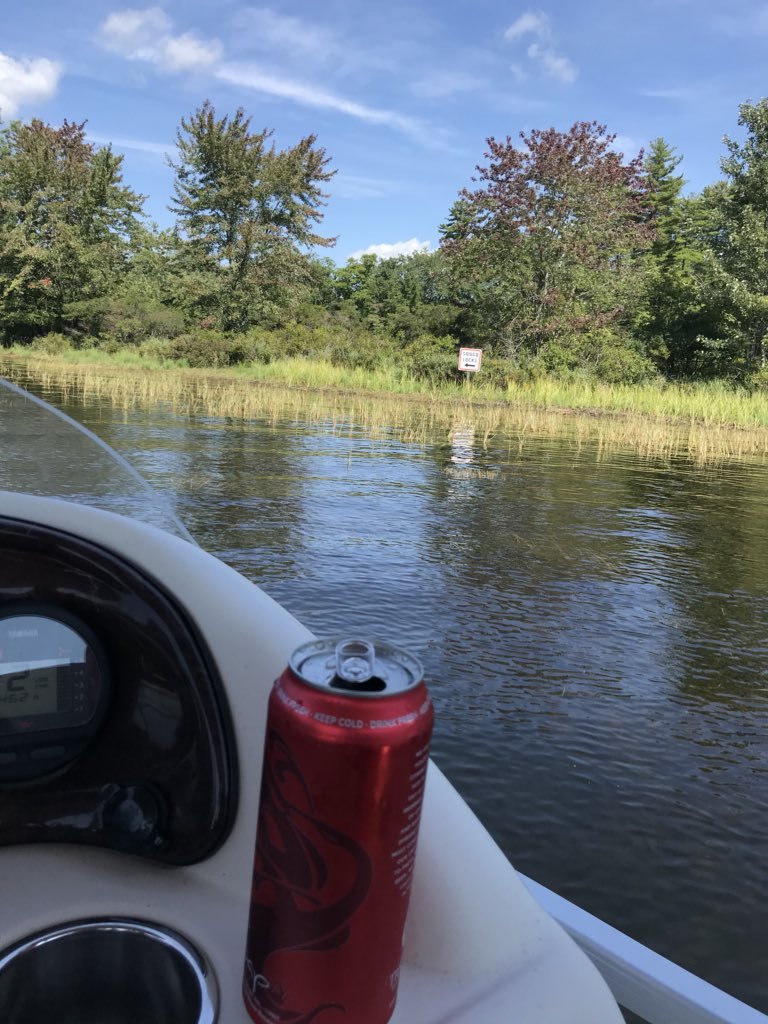 timjez27's tweet photo. Nothing like a little Sap on the river #songoriver #sebagolake @TreeHouseBrewCo https://t.co/W7oxYCReSX
