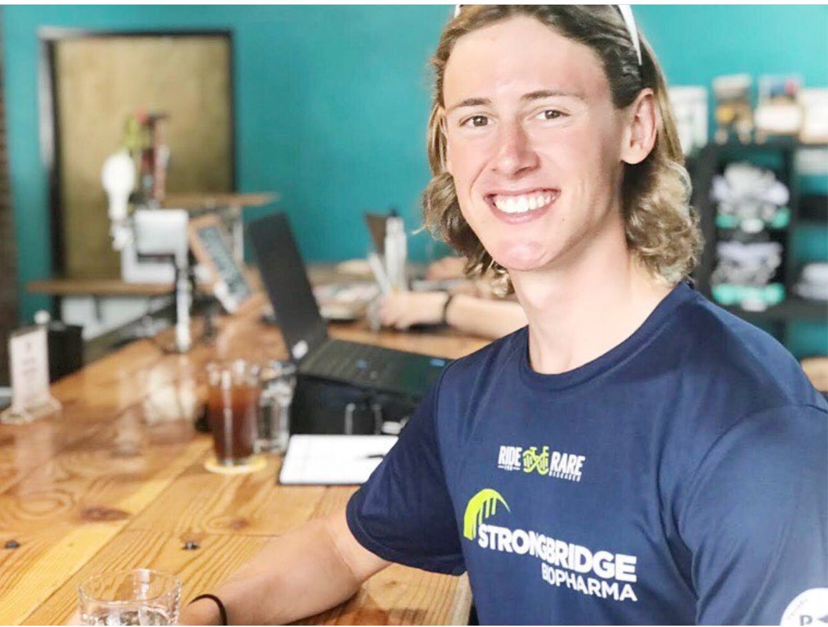 chronicloveclub's tweet photo. #CLCMemberFeature! Meet Gabriel, he is living with Hypokalemic Periodic Paralysis & he’s a spoonie athlete! Check his story here: https://t.co/pMQp5SesVk #chronicloveclub #athlete #cyclist #hypokalemicperiodicparalysis #HPKK #raredisease #spoonielife #butyoudontlooksick https://t.co/yRxg9AHS6i