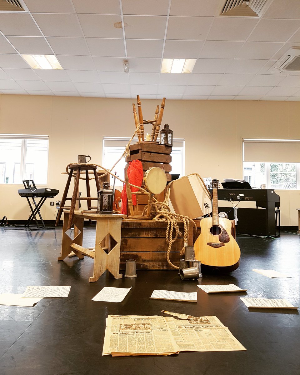 In union here is strength! The show is fast approaching so grab your tickets here; iristheatre.com/event/haymarke… 🎻🥁🎸 <a href="/Iristheatre/">Iris Theatre</a> #haymarketldn 🎭🎼