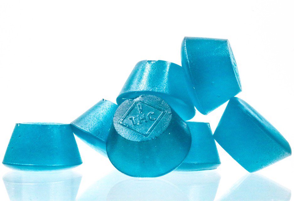 iluvincredibles's tweet photo. Having a case of the Monday blues?! Our #SourGummies got you covered.
#abetterexperience
#labtested #microdosed #cannabis #edibles #culinarytrained #420 #education #startlowgoslow #findyourdose #consumeresponsibly #incrediblesisalifestyle #iloveincredibles #since2010 https://t.co/QQBSOxGFud