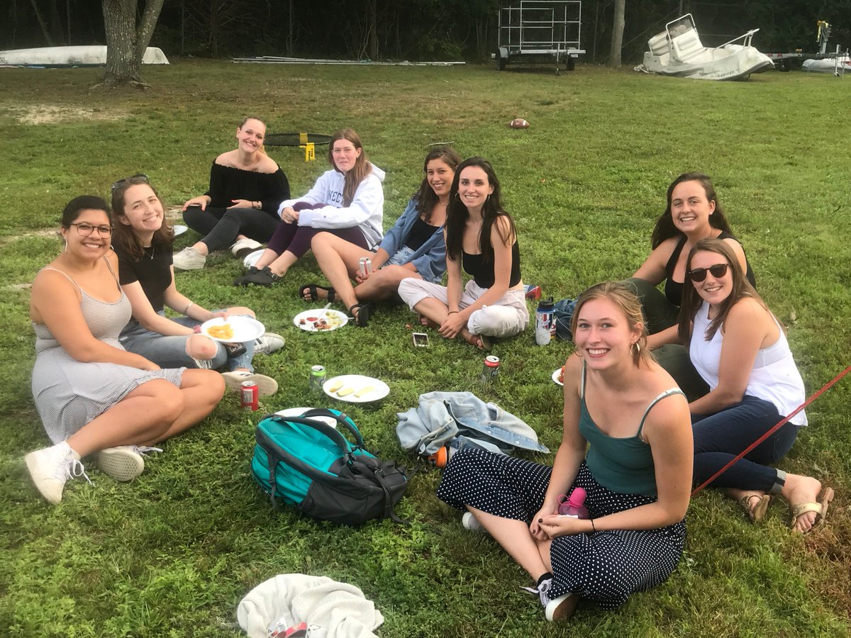 CoCoWoRow's tweet image. This past Friday night - we hosted the 3rd Annual BBQ at the Boathouse!  An awesome evening!