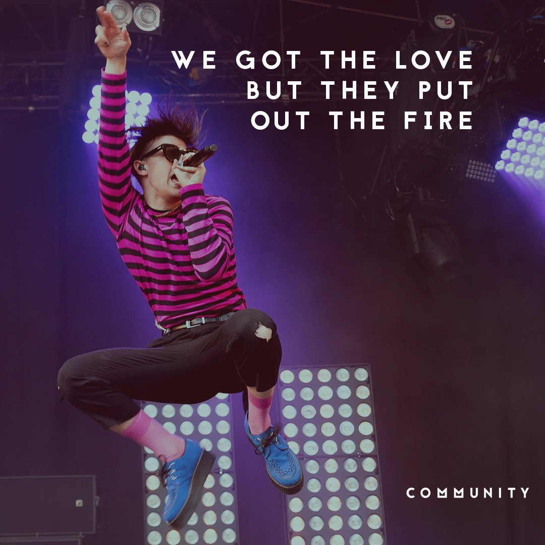 communityLDN's tweet photo. Any @yungblud fans at #CommunityLDN18?! ππ€ https://t.co/5nfi5pNNTM