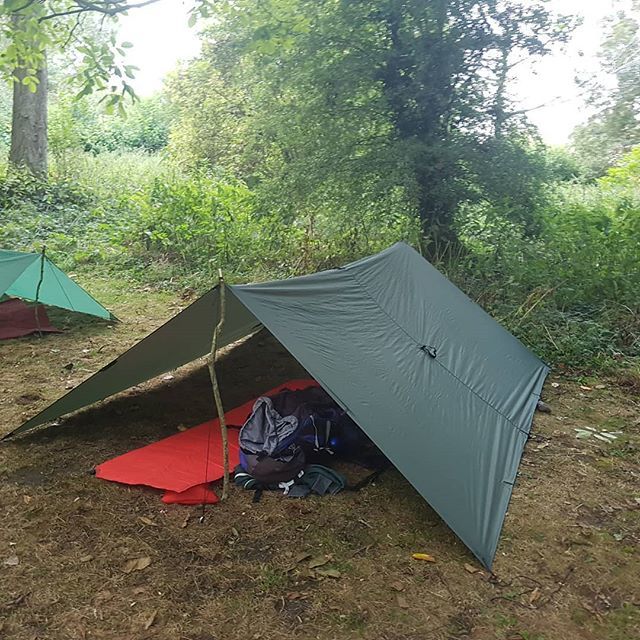 shane_rutter1's tweet photo. Make shift tent #weekend #camp #camping #wildcamp #wildcamping #camping #adventure #optoutside #getoutdoors #lovetotravel #stayandwander #mytinyatlas #tarp #tent #tenting https://t.co/8r8JprLYFQ https://t.co/VCsNZK5SHY