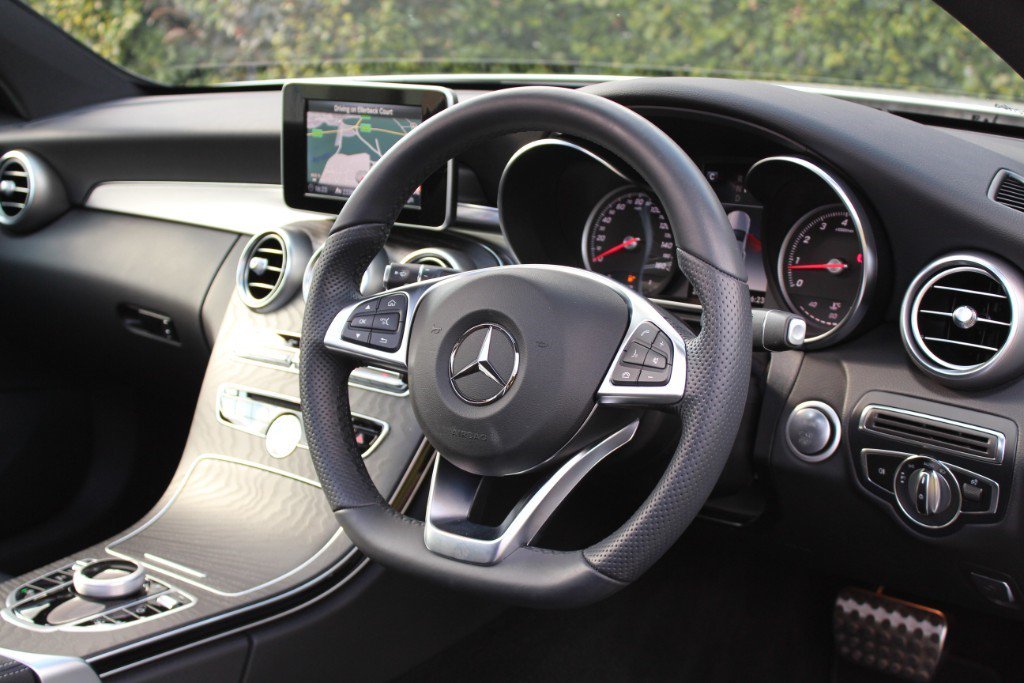 UKSignatureCars's tweet photo. This luxury 2018 Mercedes C Class is the perfect vehicle to add to your car collection. A fabulous 2 door coupe, the C Class AMG tops speeds of 146 miles as well as being an enjoyable automatic drive. https://t.co/JMC0auV8B2 #MercedesBenz #AMG #carsforsale #MondayMotivation https://t.co/kKoIIU4UVy