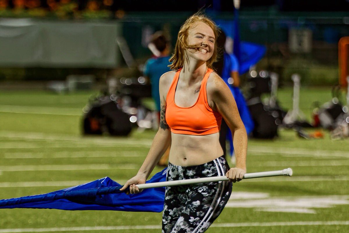 sydmaddison's tweet photo. i truly love marching band 🧡💙 #8OSA #SOSALove https://t.co/uJPTdLi36m