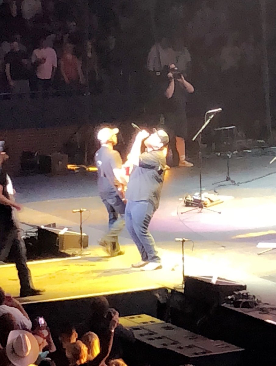 realnotoriousBG's tweet photo. @lukecombs was by far the best part of #RWB2018.  He put on a great show and you can tell how much he loves his fans. So humble. Can’t wait til he’s back in town ♥️🎶 https://t.co/G5dQm3bnry