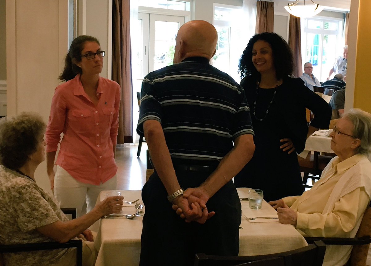 DomAnglade's tweet photo. Avec @JMPerronPLQ au Manoir du Verger dans #LouisHebert ce matin. Nous avons un plan pour faciliter la vie de nos aînés! 🙂 #Qc2018 #polqc #PLQ https://t.co/YGsYsqcMR4