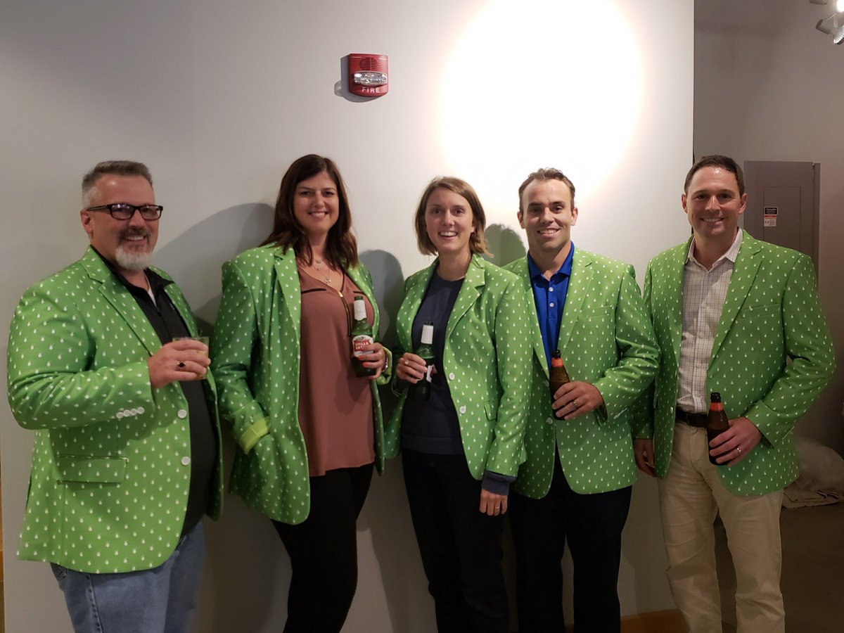 myadvocado's tweet photo. Headed to @HubSpot #Inbound in Boston this week? Look for the @myadvocado blazers and ask how you can get Free Call Tracking for Hubspot? #freecalltracking https://t.co/zoXKIFMKDS