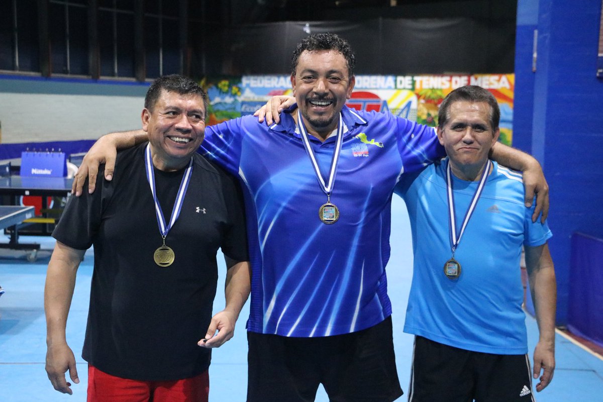 fesaltemeESA's tweet photo. #eventosnacionales La FESALTEME premio este domingo a los nuevos campeones nacionales master 2018, “Dr. Gerardo Godoy”, siendo estos Rene Escobar en 30-39, Francisco Martínez en 40-49, Mervin Garcia Campos en 50-59 y Abel Guzman en 60 a más https://t.co/ZbG9yjD9Xt https://t.co/Y5PQUruRsF