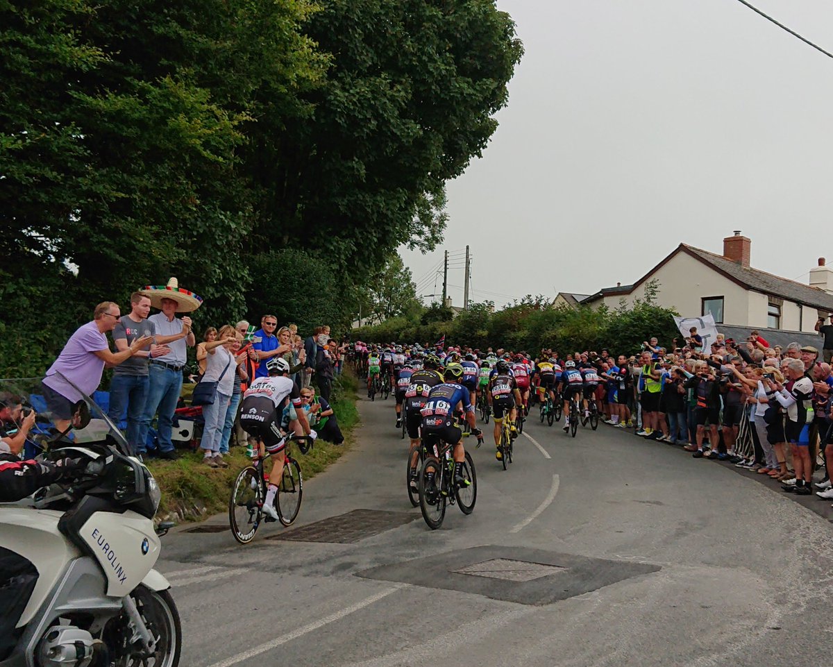 RyeParkHouse's tweet photo. Tour of Britain came though our village - Bratton Fleming today. Amazing climb nearly at the top of the second King of the Mountains challenge - blink and you miss it! #TourOfBritain #NorthDevon #brattonfleming @lovenorthdevon @DevonLiveSport #kingofthemountain #devontob2018 https://t.co/vLogtKCZmx