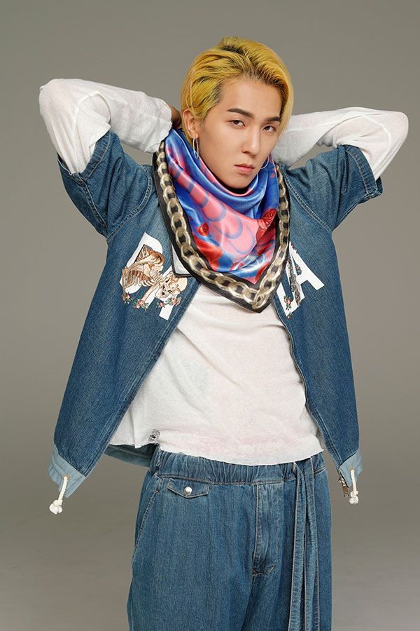 _suzino's tweet photo. The photos of Mino showing off the scarf he designed are so conflicting....
- The scarf looks amazing he's so talented!
- He's wearing jeans with an elastic waist??? Huh???? What???
- But you can see his tattoos through his white shirt
- Elastic waistband jeans... https://t.co/NbQ6zTrQgl