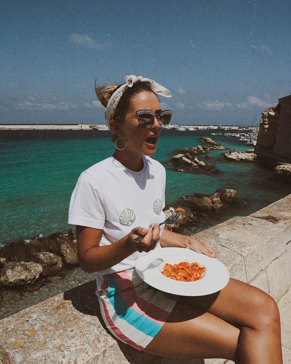 MissSixtyStyle's tweet photo. Only PASTA, please! 🍝🍝🍝
Thanks to @Sophiasalaroli

Discover our last summer sales here > https://t.co/x2SMyWb5fX https://t.co/43XN0yGLdP
