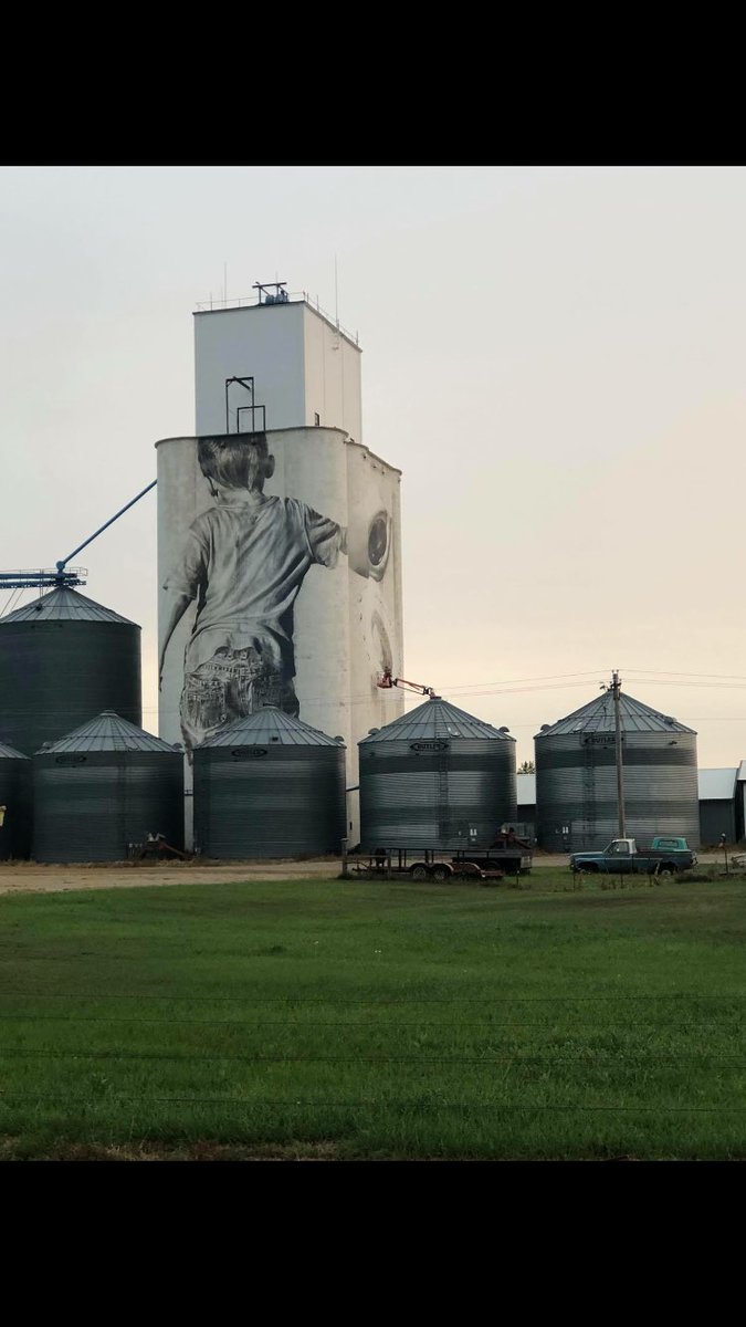 I dare you to find a more beautiful grain elevator anywhere than the <a href="/agtegra/">Agtegra</a> elevator in Faulkton. This company and this artwork will both play an important role in the future of our rural community. #FaulktonSDmurals #ruralmurals #artistsontwitter