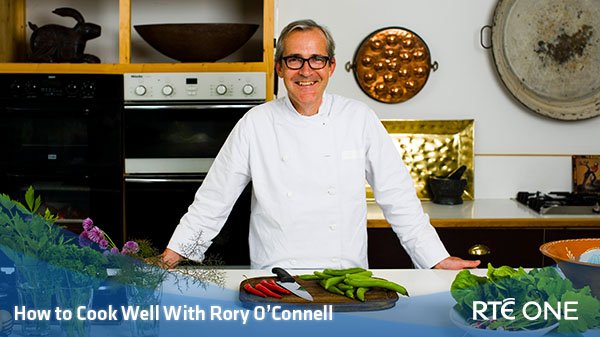 RTEOne's tweet photo. Caramel Meringues, meatballs and a sophisticated omelette are all the menu with @rorysfood now on #RTEOne - I'm sure I had you hooked once I mentioned caramel....
#HowToCookWell https://t.co/MTB70orbp1