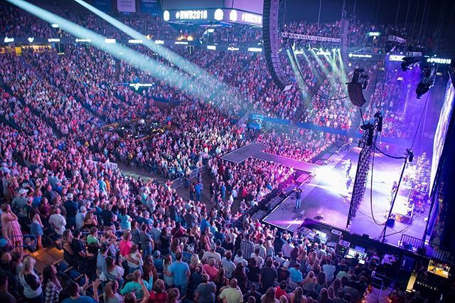 paulmhooper's tweet photo. Massive crowd on Day 3 of Red White &amp; Boom at @rupp_arena. #ShareTheLex #RuppArena #RWB2018 @981thebull https://t.co/qeO12dLWzb https://t.co/2R35Vwv5WZ