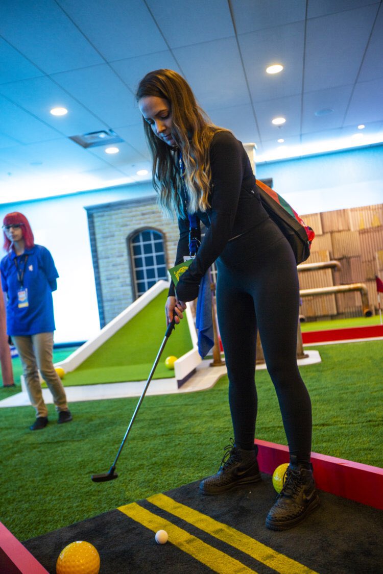 Fortnite's tweet image. It's the last day of #PAXWest2018! 
✔️#SummerSkirmish Grand Finals starts at 11AM PT at the Fortnite Fan Theater or twitch.tv/Fortnite
✔️Last chance to purchase PAX West Exclusive Merch at the Fortnite Fan Theater
✔️Last rounds of Mini Golf to play

See you soon!