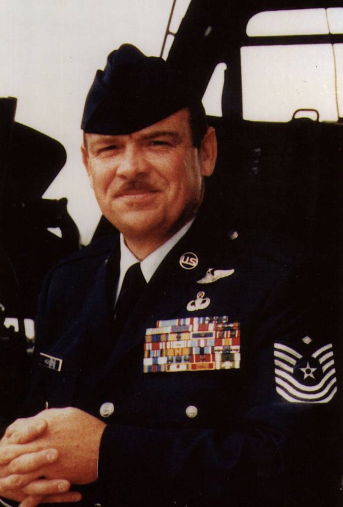 op_hawkeye's tweet photo. 9.3.1993 ~ Chief Master Sergeant Duane Hackney πΊπΈ
#OpHawkeyeRemembers #DuaneHackney #PJ #AirForceCross #DistinguishedFlyingCross (4) #PurpleHearts (2) #SilverStar #CheneyAward #ThatOthersMayLive #TOML
π° https://t.co/cgHQhNQemp
π° https://t.co/A6ClymVqyP https://t.co/JFJo0CswDo
