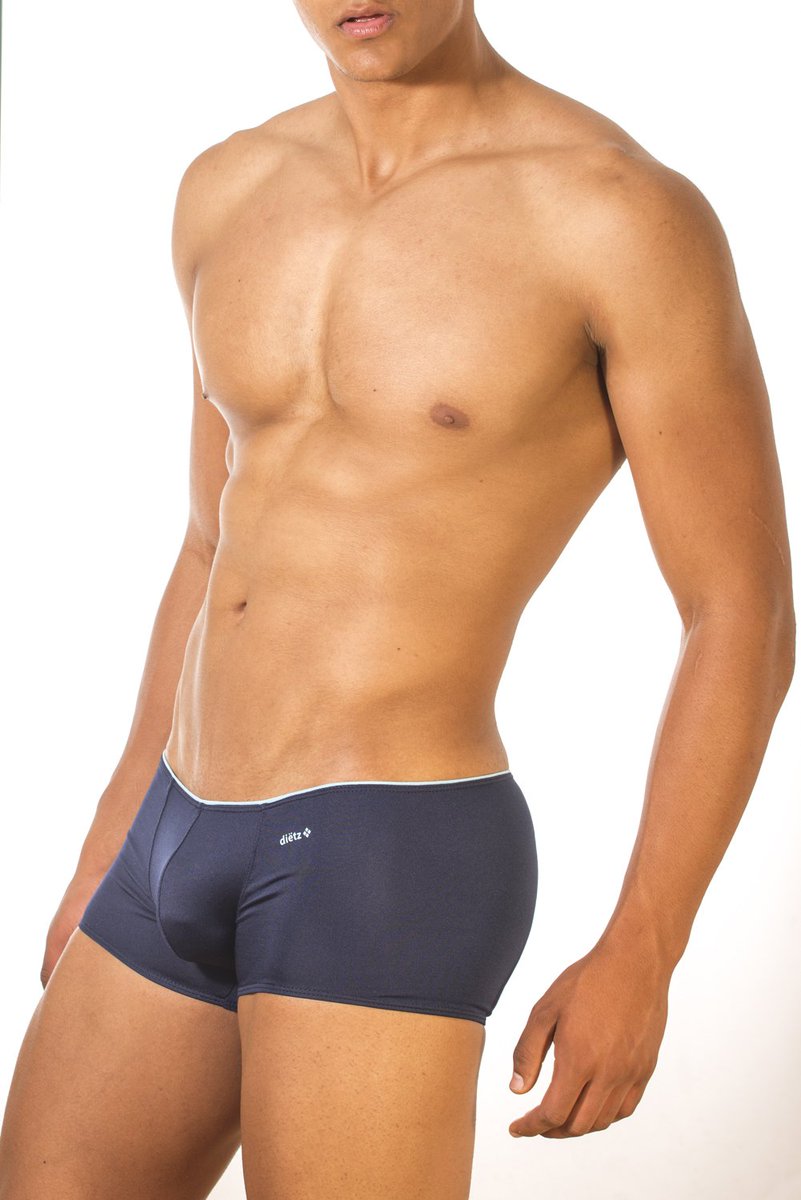 dietzmercado's tweet photo. solo quedan unos poquitos 
si compras hoy uno te regalamos el segundo
azul savon boxer solo talla XG 
https://t.co/MndBBbgW5P
microfibra azul marino y resorte de color en la cintura 
@DietzMx @dietzunderwear https://t.co/49avPJ0A4g