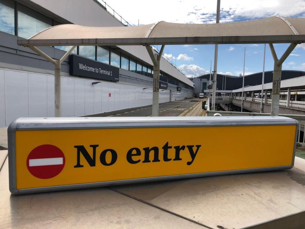 venduio's tweet photo. Buy a piece of @HeathrowAirport at this hybrid online/live auction on September 18 by @CAGLOBAL https://t.co/G86geWKKmz @Bidpath #DoYouVendu https://t.co/yIX71O3drq