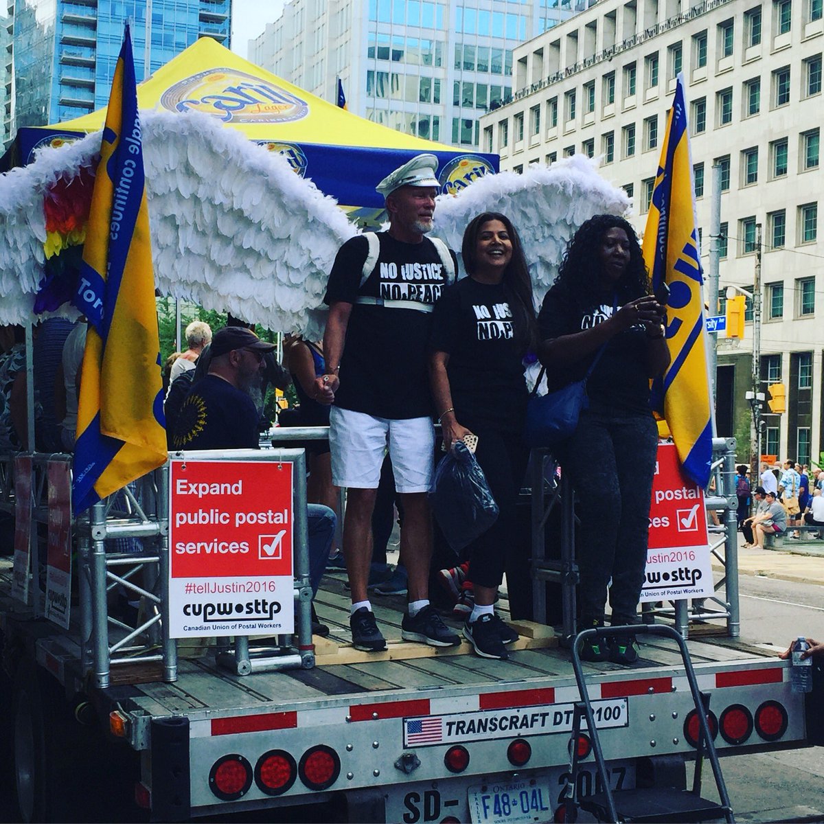 BKONTHESCENE's tweet photo. #labourday #parade #celebration
.
.
.
.
.
#toTheCNE #marchingForThoseWhoCant #thestrugglecontinues #unions #shopstewarts 
#fightTheGoodFight
#united  #september #summer  #ohhappyday #postalunion #torontochapter #cupw #letsmarch https://t.co/2rVowNC2w6