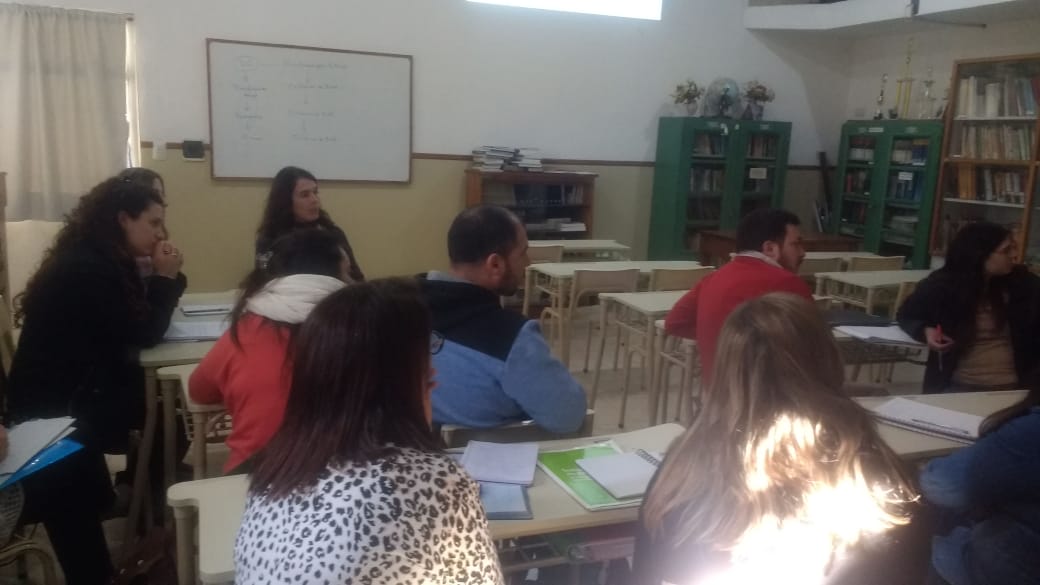 MarielVechiarto's tweet photo. Asistencia Técnica .Articulacion CIIE.ETR , Marcela Benítez. Acompañamiento a escuelas: Rúbricas y lista de cotejo https://t.co/CoD6VDe1mI