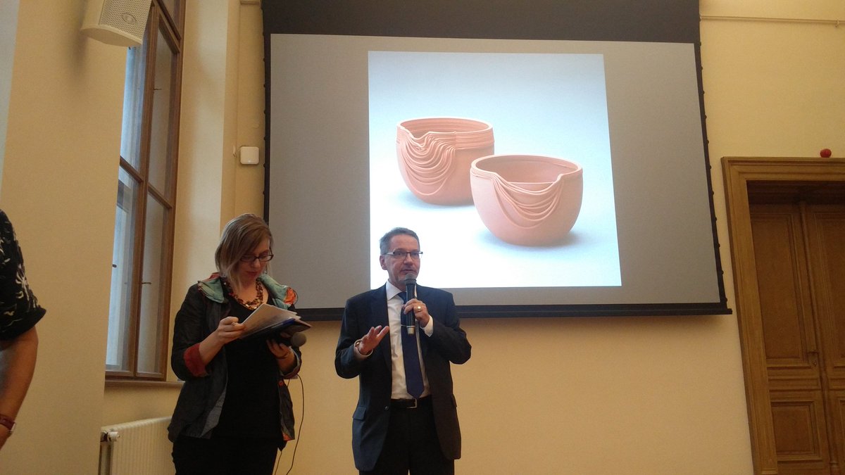 CaiD_Future's tweet photo. Ambassador Jukka Pesola from the Embassy of Finland in Prague @FinEmbPra at the opening of @Ceramics_EU @CaiD_Future exhibition at the Museum of Decorative Arts in Prague. https://t.co/aU7jrBfQOT