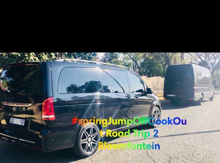 Reney_Mashaba's tweet image. #SpringJumpOffCookOut is upon us ❤ ...tickets are still available @Computicket (R150) ...The line up issa lot 🔥 I hope y'all don't wanna miss it 💃💃