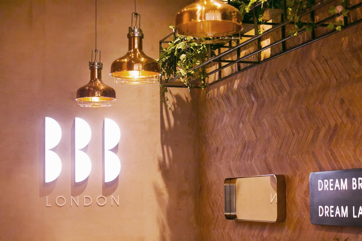 AMDarchitecture's tweet photo. New concept store for @blinkbrowbar in Westfield White City- designed and projected managed by AMD interior architecture #getblinked #westfield #interior #architecture #beauty #retail #shopfitting #london https://t.co/mzPGAGz1z4