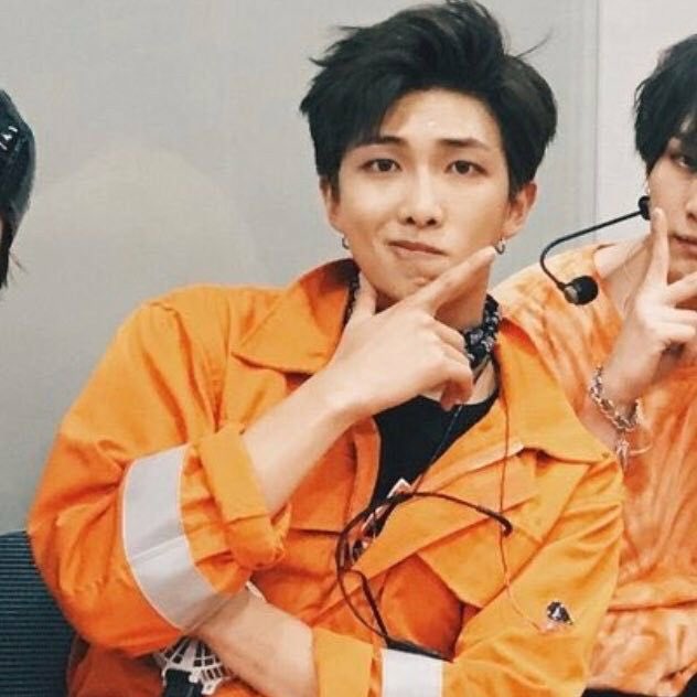 bambiksj's tweet photo. 𝙏𝙧𝙞𝙫𝙞𝙖 承 : 𝙇𝙤𝙫𝙚

 ✨𝘐 𝘧𝘰𝘶𝘯𝘥 𝘰𝘶𝘵 𝘣𝘦𝘤𝘢𝘶𝘴𝘦 𝘰𝘧 𝘺𝘰𝘶 𝘞𝘩𝘺 𝘢 𝘱𝘦𝘳𝘴𝘰𝘯 𝘮𝘶𝘴𝘵 𝘭𝘰𝘷𝘦 𝘢𝘴 𝘵𝘩𝘦𝘺 𝘭𝘪𝘷𝘦✨

#ARMYselcaday @BTS_twt https://t.co/YsdoAhf7Yz