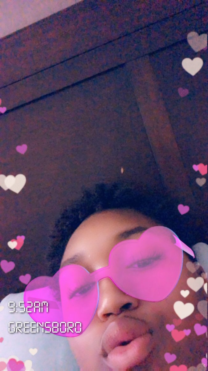 gaiaaa___'s tweet photo. *opens window*
*takes a deep breath*

YOOOOOOOOOOOOOOO 🗣 #LGBTQTwitter 🏳️‍🌈 https://t.co/SdGUu3gusa