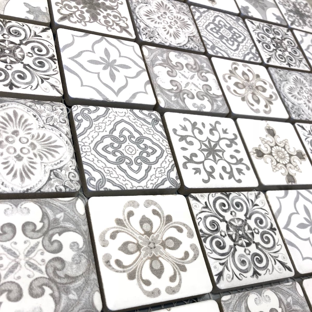 Tile_Studio925's tweet photo. These Mosaics are HOT!🔥

#fredricksburgtx #cordilleraranch #SATX #helotes #porcelain #instagood #blacktiles #comforttexas #floridalife #boernechamber #chicago #newyorkcity #dallas #cali #boernetexas #boerne #sanantonio #diy #interiordesign #architects #architecture #design #1 https://t.co/RJhTJvTBrz