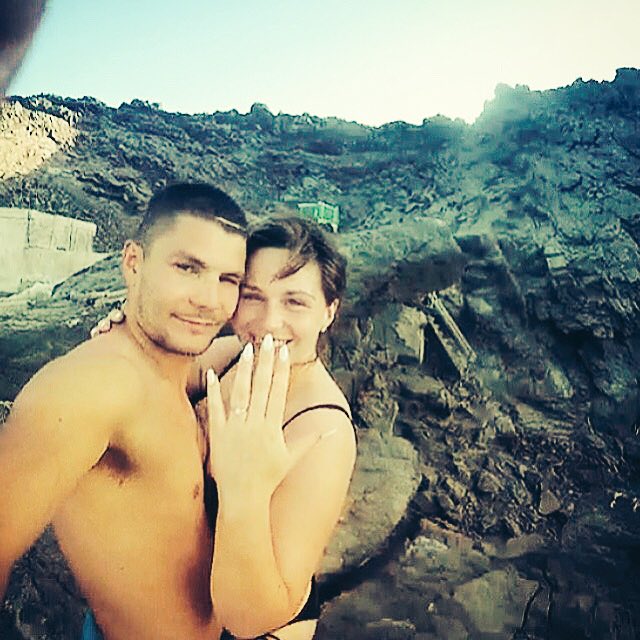 MarekABZBoxer's tweet image. She said YES ❤️💍 
#wifetobe #neakameni #Greece #happiesiveverbeen #loveofmylife #puzzlepieces  @LoweeezNeV