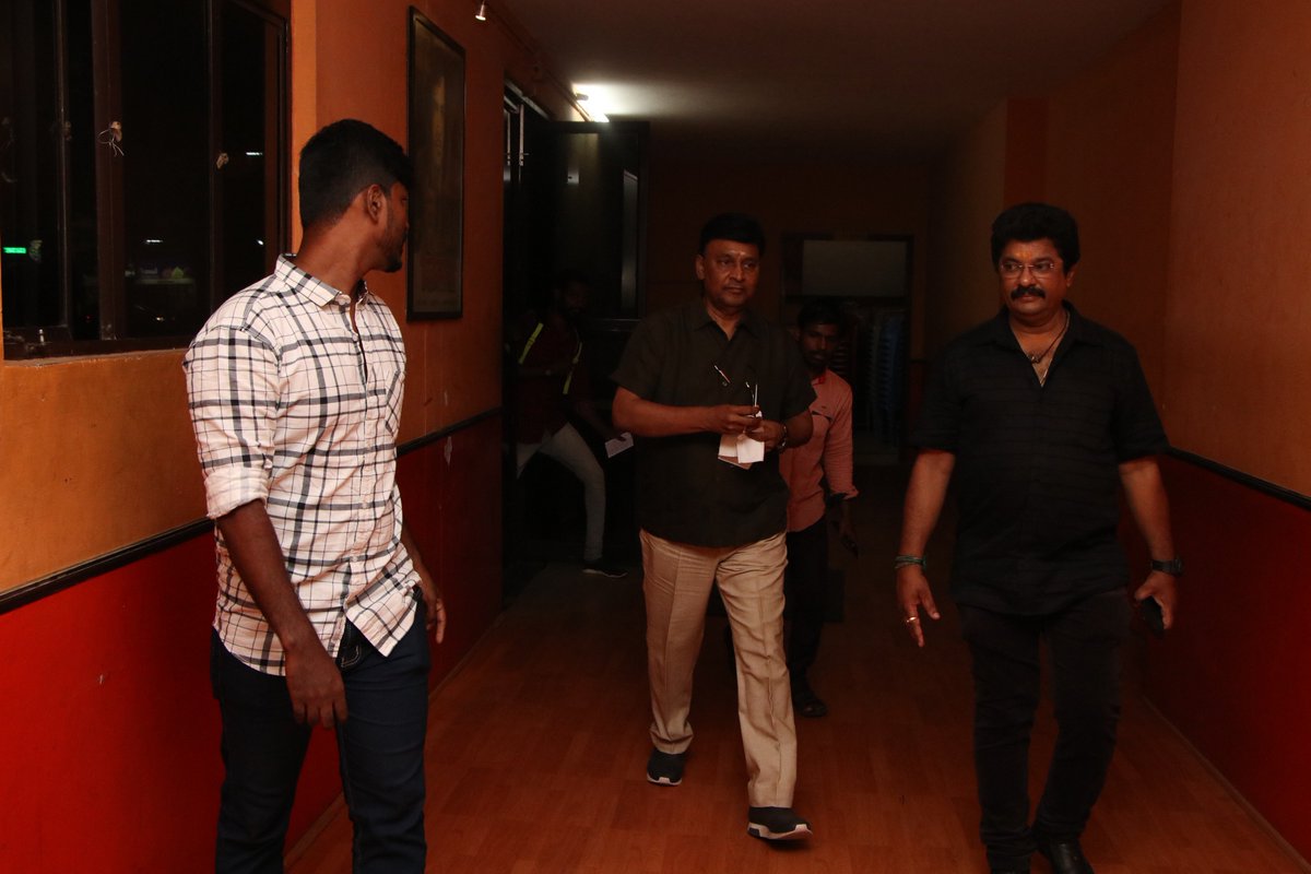 shiekpro's tweet image. #WorkTime With #KBhagyaRaj Sir #ProudPRO #KoothanAudioLaunch :)