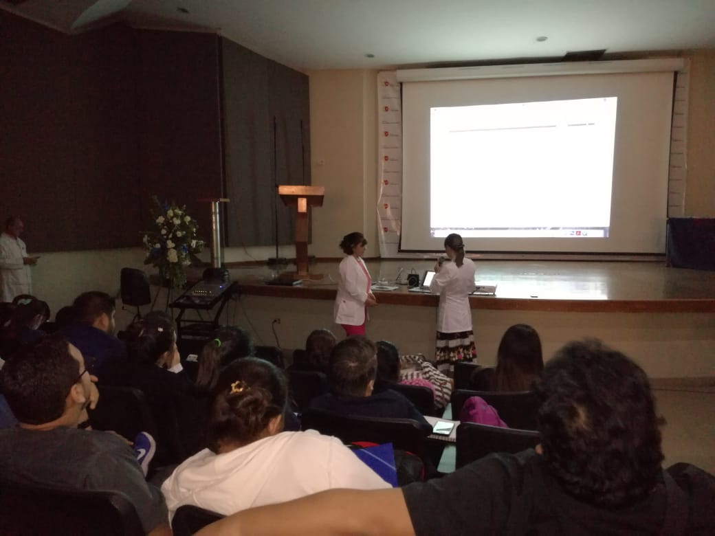 HUniversitarioG's tweet photo. Personal médico recibe capacitación sobre Normativa ESAMyN en el auditorio principal del @HUniversitarioG #SaludYCiencia https://t.co/ovloOHNVZN