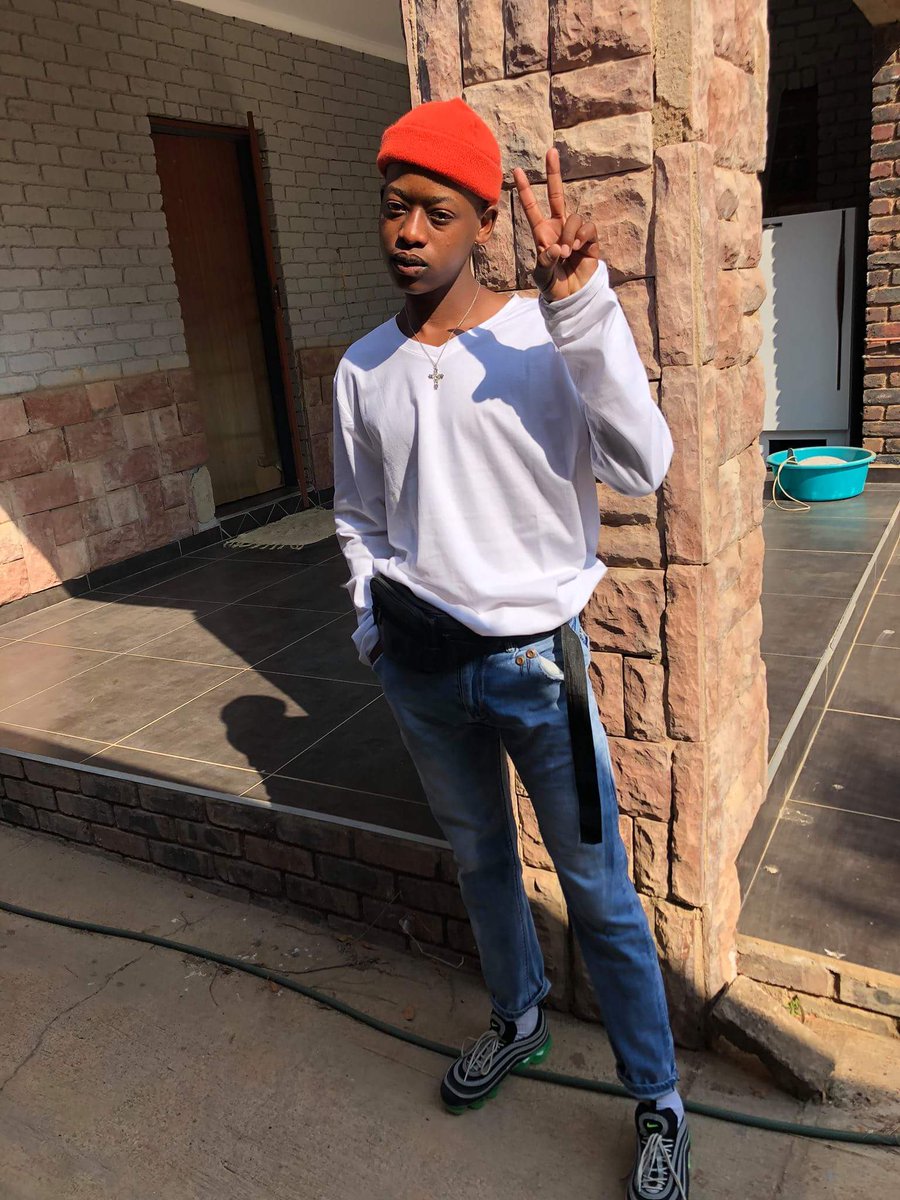 PAPA_BROCCO's tweet photo. Hey! My name is Mpho
#NewProfilePic
#SpringReadyFlames https://t.co/w1VHlQLAdU