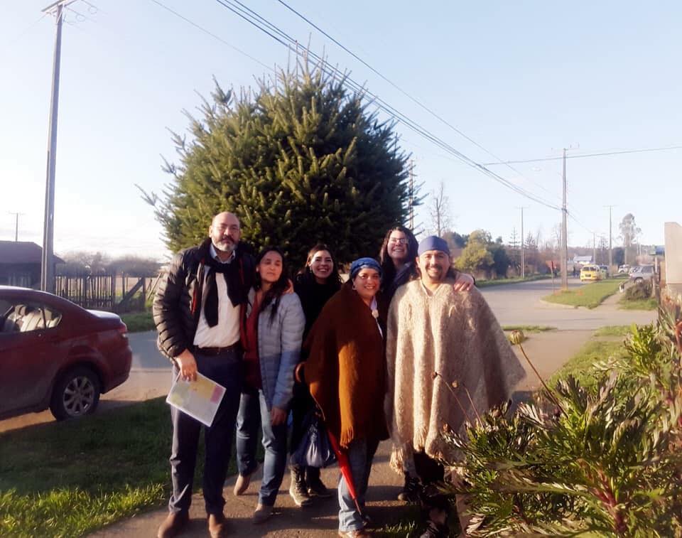 SSDelReloncavi's tweet photo. Primera Jornada de Articulación #SaludMental @SSDelReloncavi y @FresiaHospital en Centro Viva Esperanza, cumpliendo mandato @ministeriosalud de implementar Orientaciones Técnicas de #SaludMental con enfoque intercultural #ChileLoHacemosTodos @CONADI_Gob @seremisalud10 https://t.co/xLlMGNZZZM