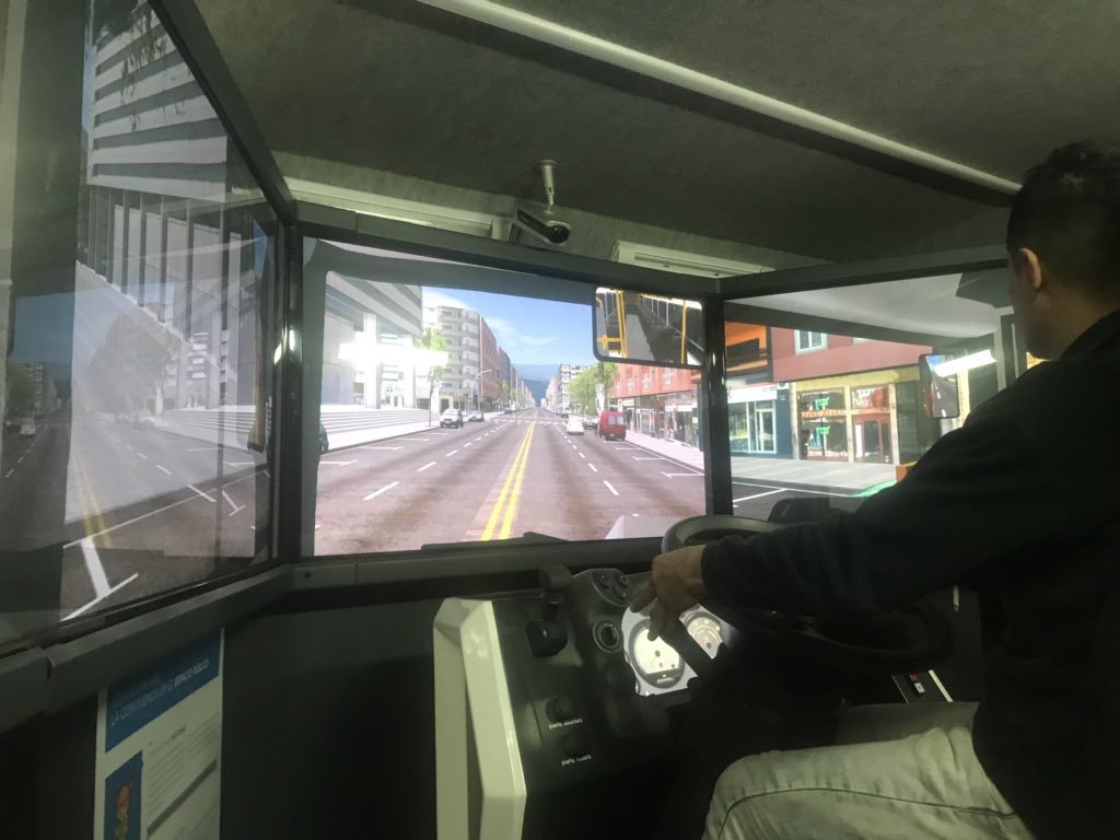 ElTrapicheSRL's tweet photo. Junto a @AUTAMoficial estamos trabajando y apostando a un transporte más seguro en nuestra provincia, contamos con un simulador para reducir los índices de siniestralidad.. https://t.co/k99saUmHvj