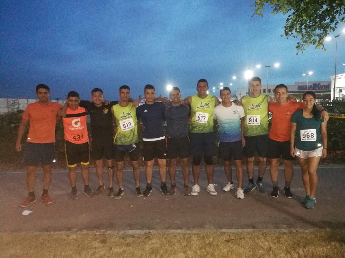freddybarco's tweet photo. Curso Básico de Oficiales Infantes de Marina presente en los #30K #SAMBORONDON #CUINMA #ESDEIM @armada_ecuador https://t.co/7al7HBG32X