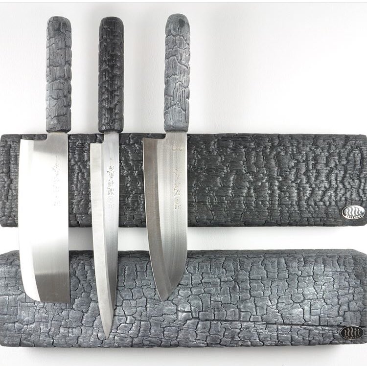 dhughes77's tweet photo. Thanks to @smokin_dans for the initial pic. Check out some of the burnt wood kitchen/cooking items coming to the UK before Xmas.

PUREiron pans with detachable handles along with a variety of knife blocks (and handles) S&amp;P Mills, coffee tampers and lots more! 👍🏻🔥 https://t.co/pSFXI887d2