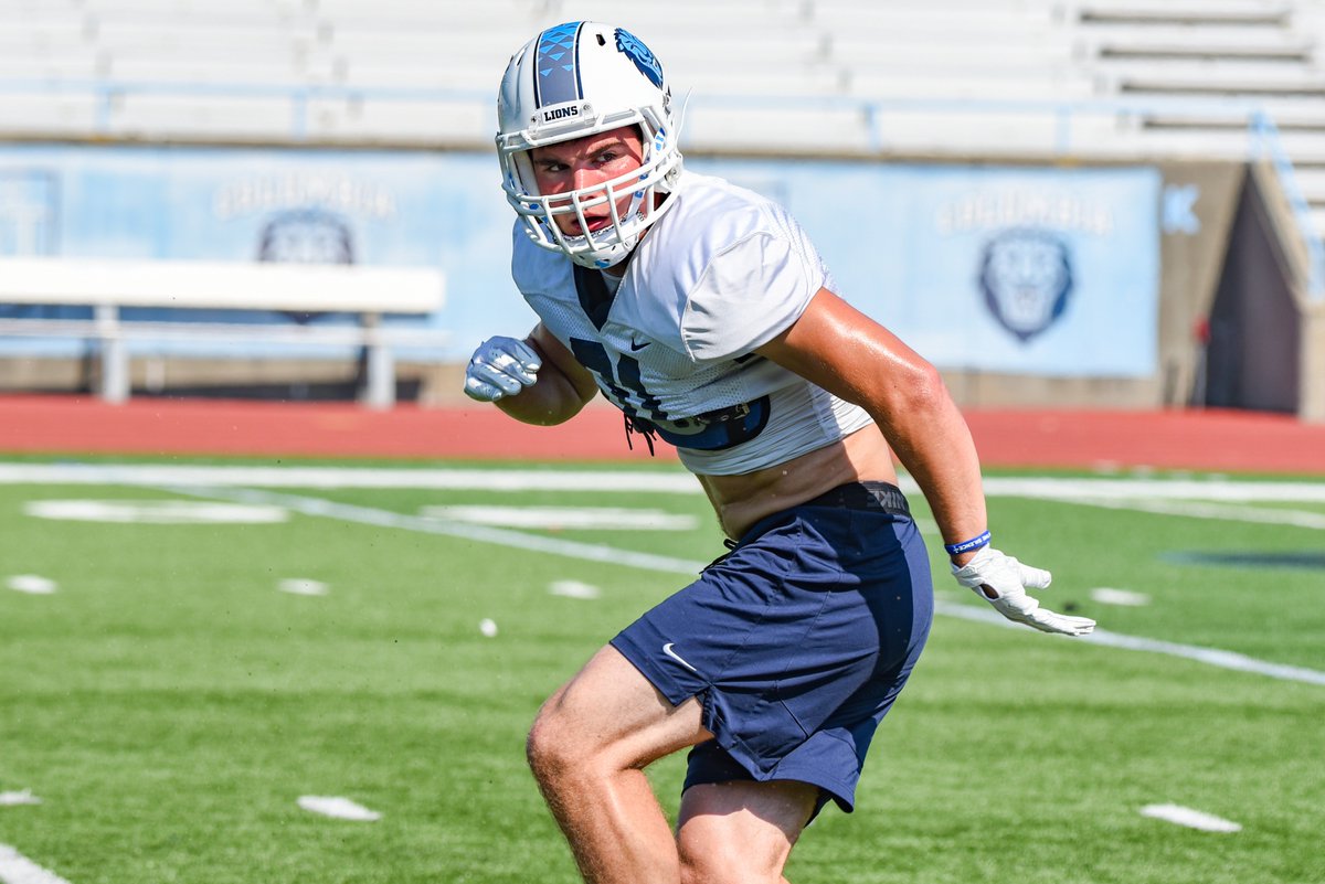 CULionsFB's tweet photo. 🦁🏈Labor on #LaborDay? That's the way we like it! Always working, the grind doesn't stop! 🏈🦁

#CULionsTC18 #RoarLionRoar #LaborOnLaborDay https://t.co/aeNKWGINlw