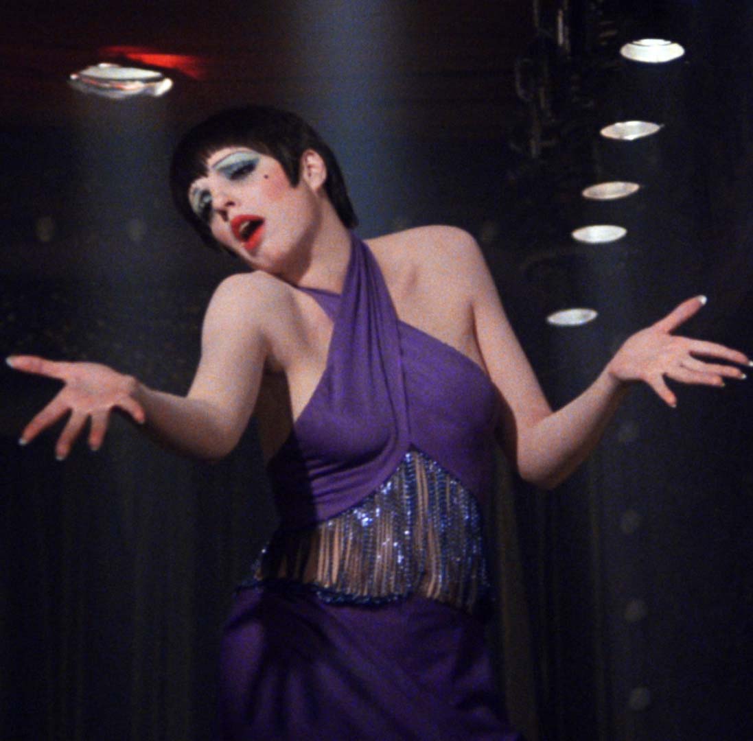 Female girlie club entertainer Sally Bowles (Liza Minnelli)