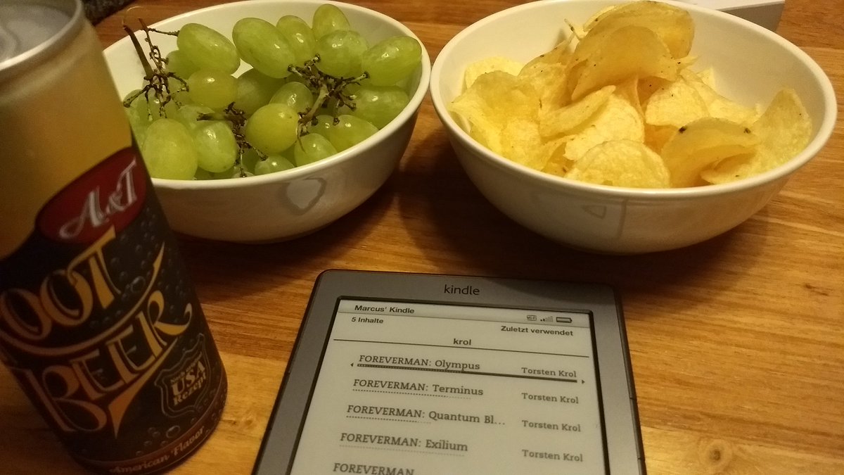 apipkin1's tweet image. Just reading :-) #FOREVERMAN